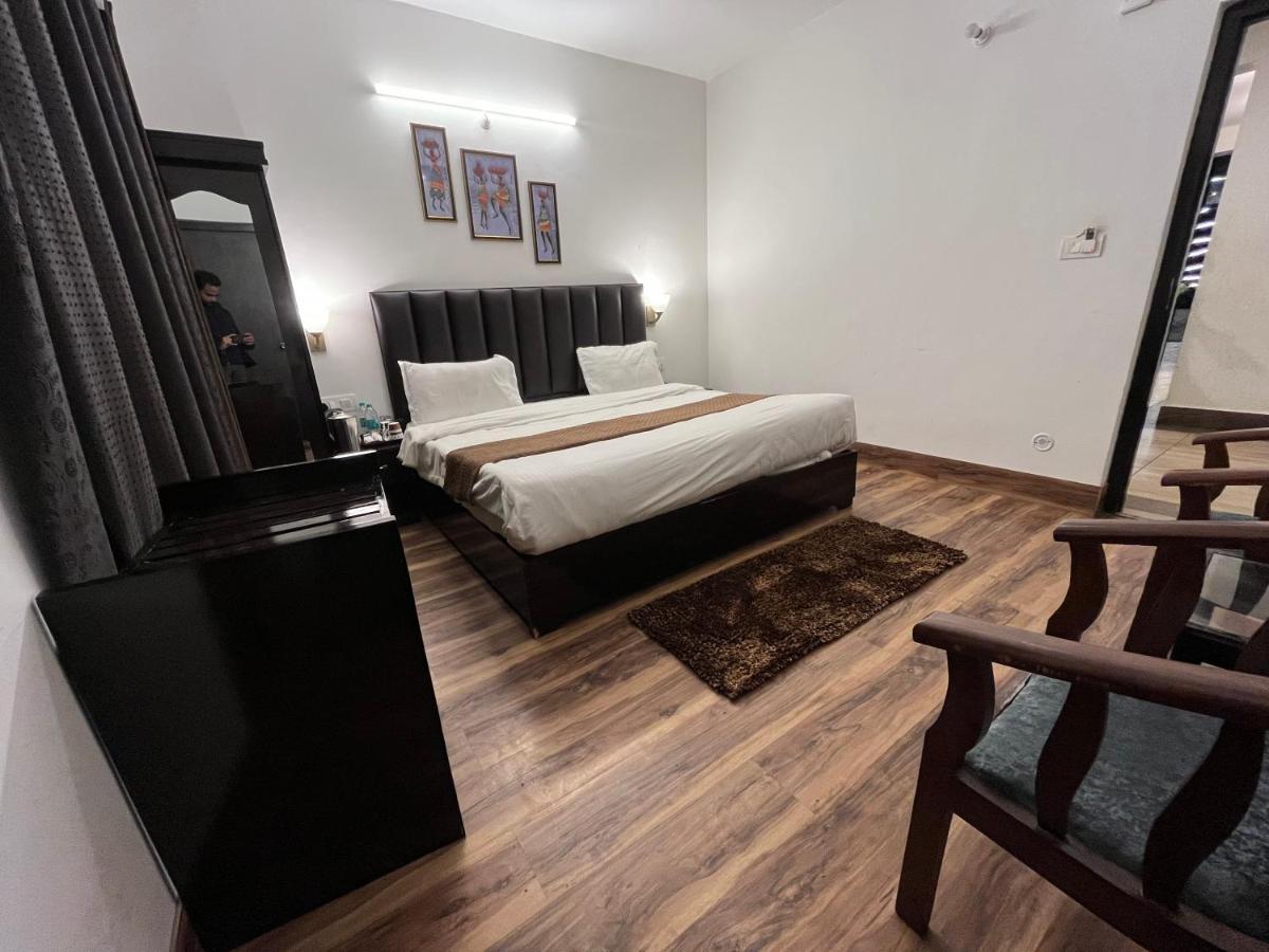 Cedar Woods Resort By Heyan Hotels Nainital Exterior foto
