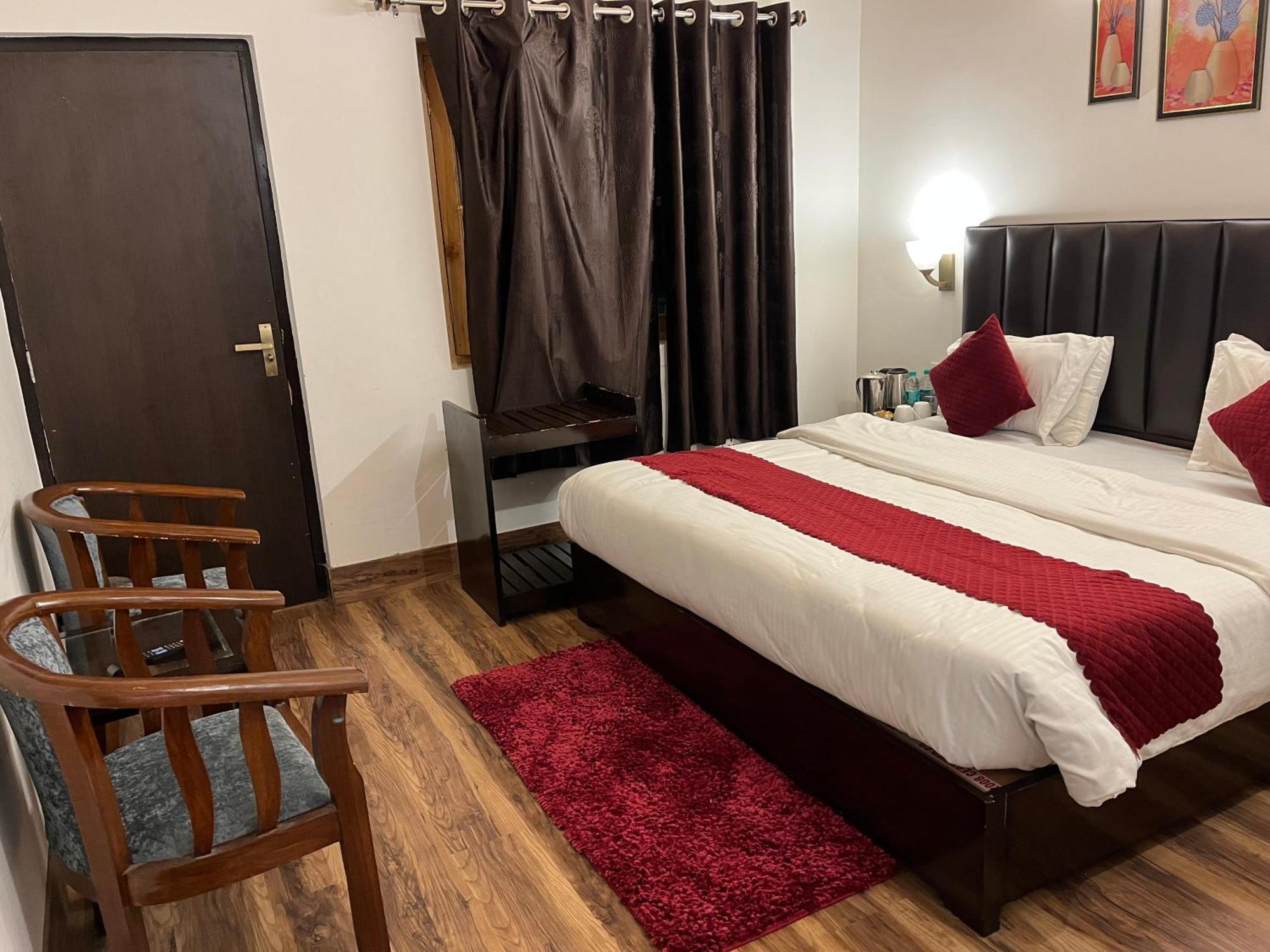 Cedar Woods Resort By Heyan Hotels Nainital Exterior foto