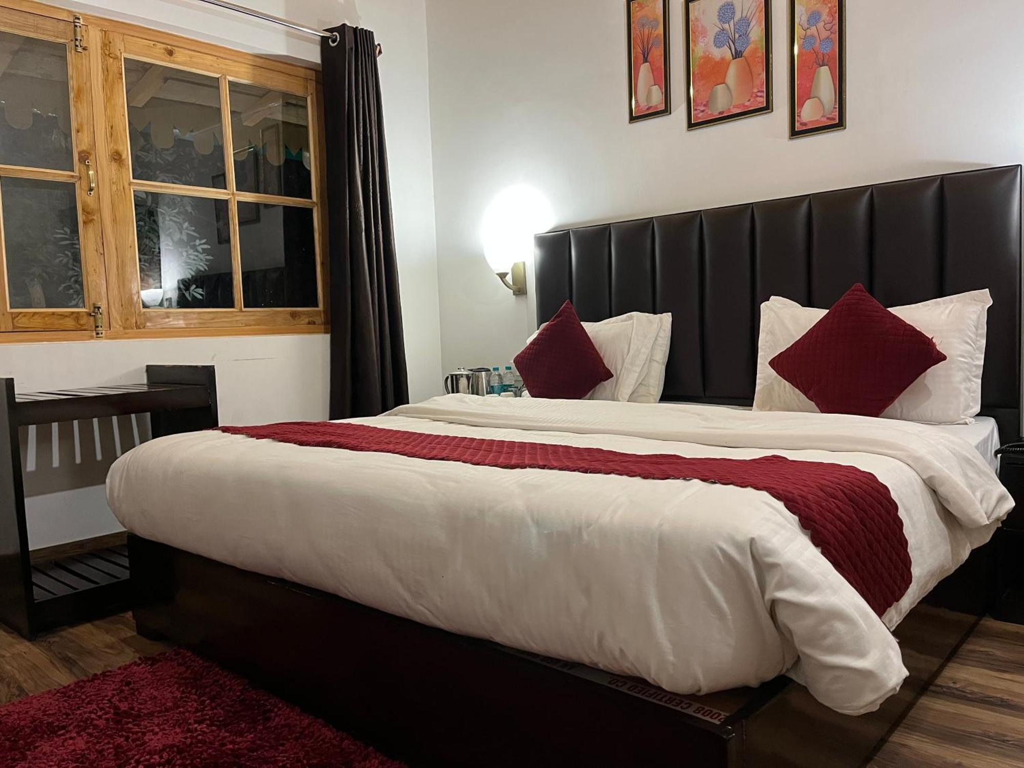 Cedar Woods Resort By Heyan Hotels Nainital Exterior foto