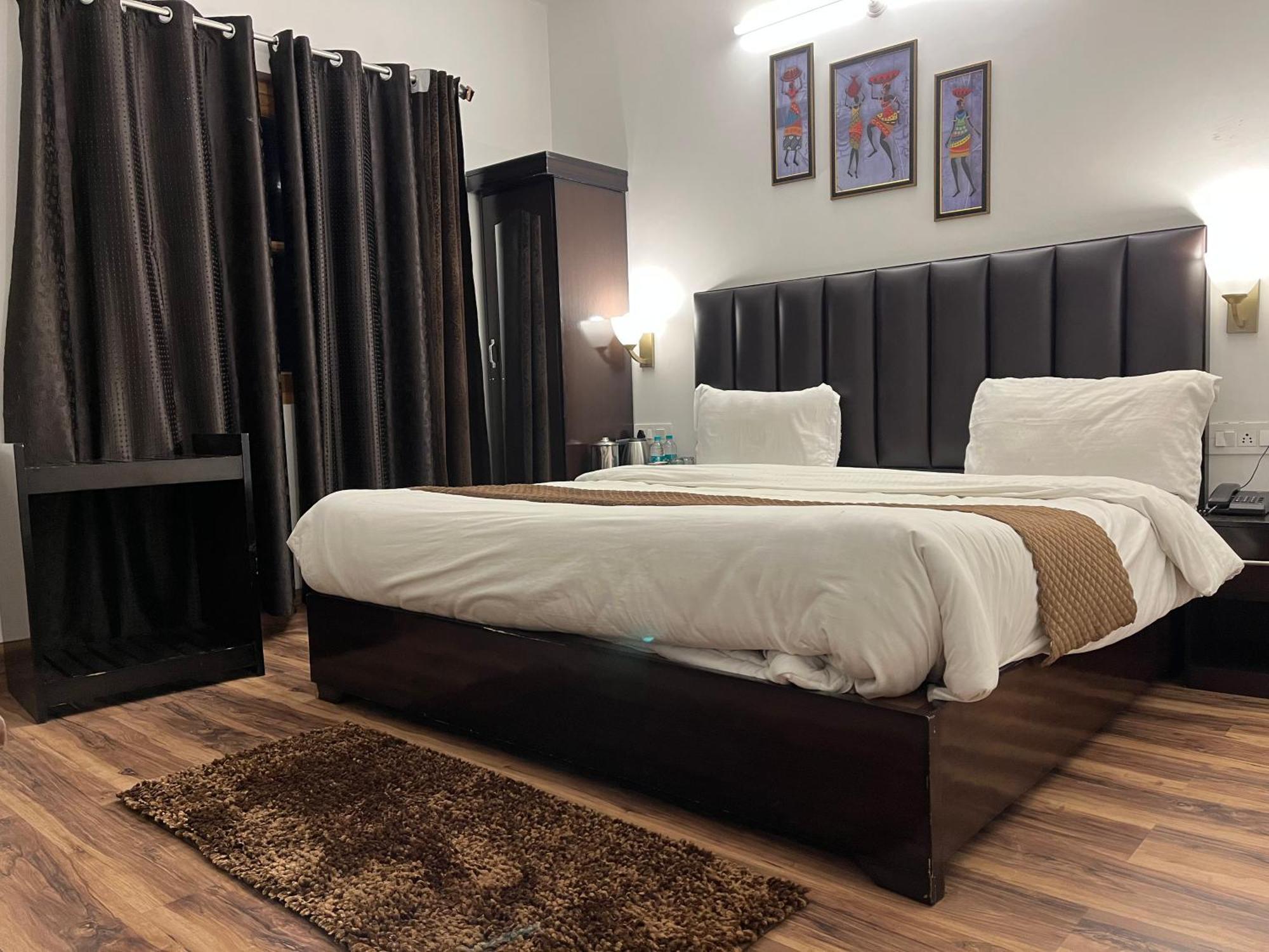 Cedar Woods Resort By Heyan Hotels Nainital Exterior foto