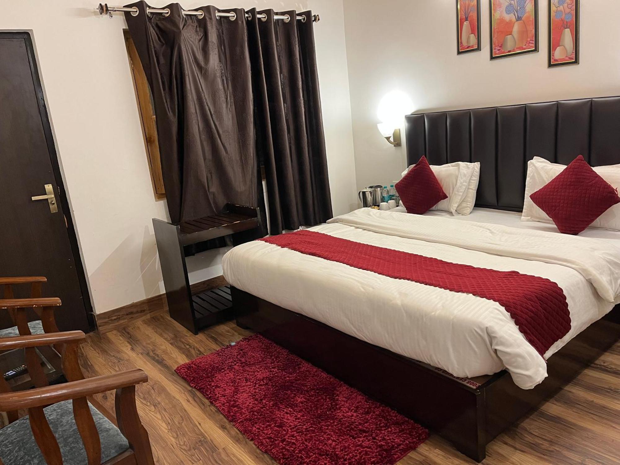 Cedar Woods Resort By Heyan Hotels Nainital Exterior foto