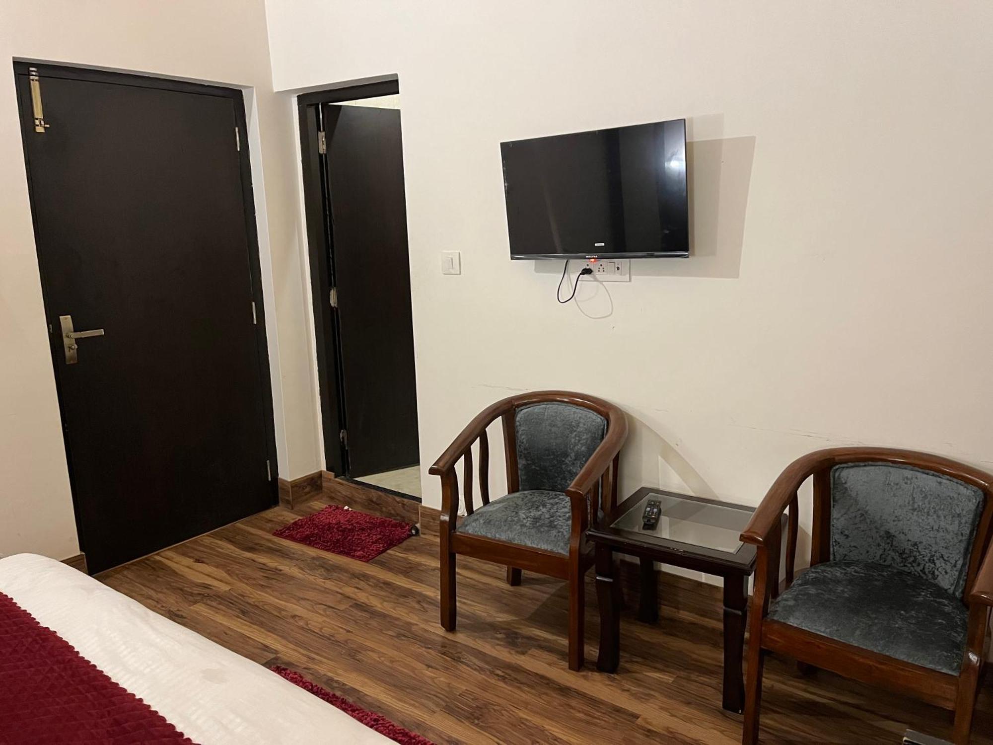 Cedar Woods Resort By Heyan Hotels Nainital Exterior foto